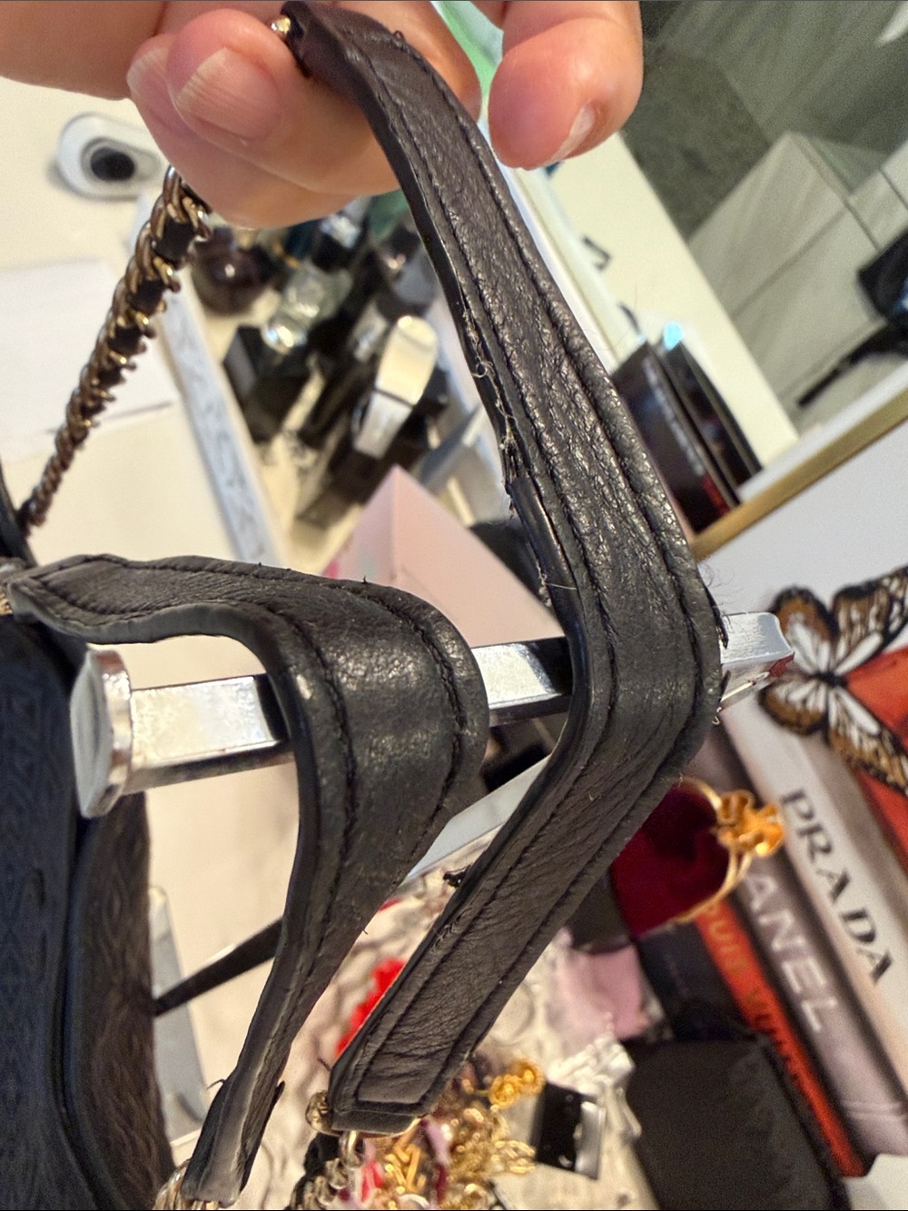 Tory Burch Black Quilted Chain-Handle Shoulder Bag - Picture 15 of 17